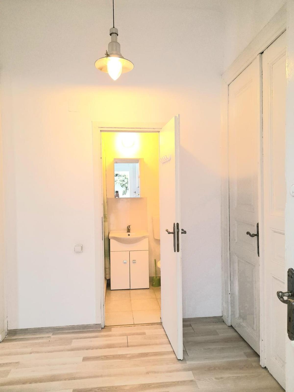 Casa Liveni Apartment บูคาเรสต์ ภายนอก รูปภาพ